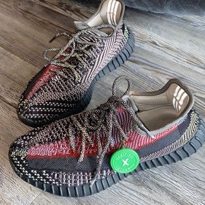 Yeezy Boost 350 V2 Mens size 9